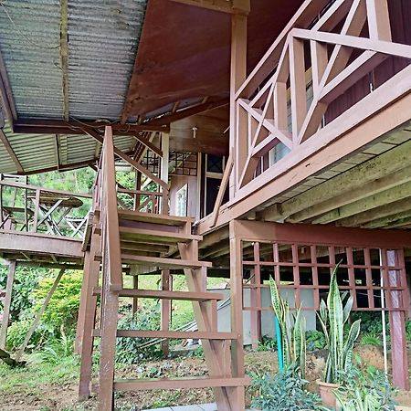 Oyo Home 90430 Mountain Resthouse Ranau Esterno foto